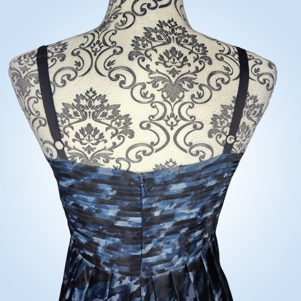 BCBGMAXAZRIA Black & Blue Dress - 4 - Picture 7 of 10